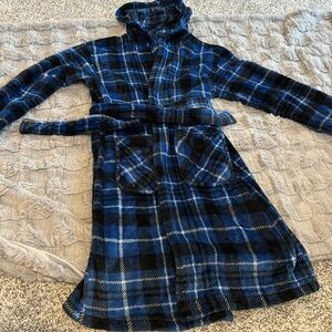 Boys Large Robe